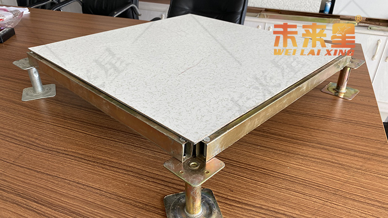 大家知道比較常用的機房防靜電地板有哪幾種？