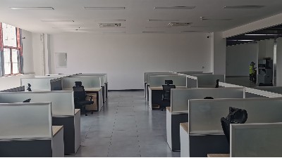 采購全鋼防靜電地板了解這些知識不踩雷